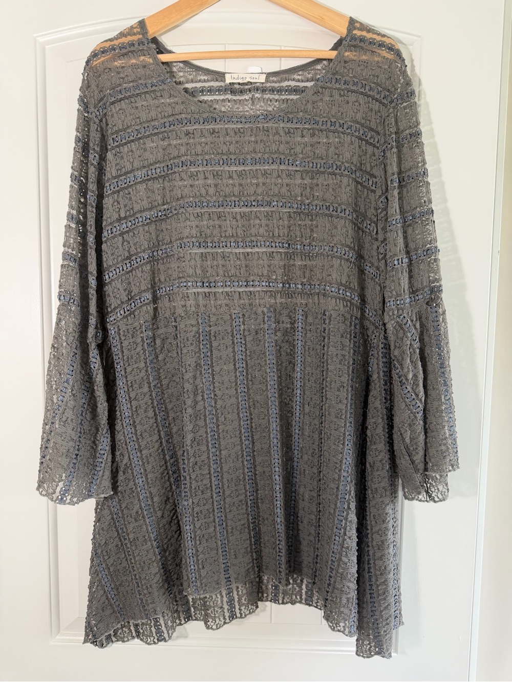 Vintage Vibes Indigo Soul Crocheted Tunic in Heather Gray Size 2X